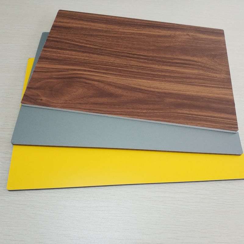 Circular Cladding Wood Grain Aluminum Composite Panel Embossed Surface Density 2.5%